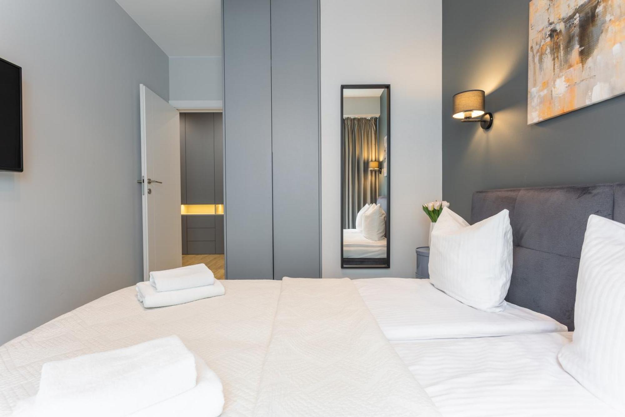 Golden Apartments Warsaw - Luxury Building With Terrace On The Roof - Sienna Str Extérieur photo